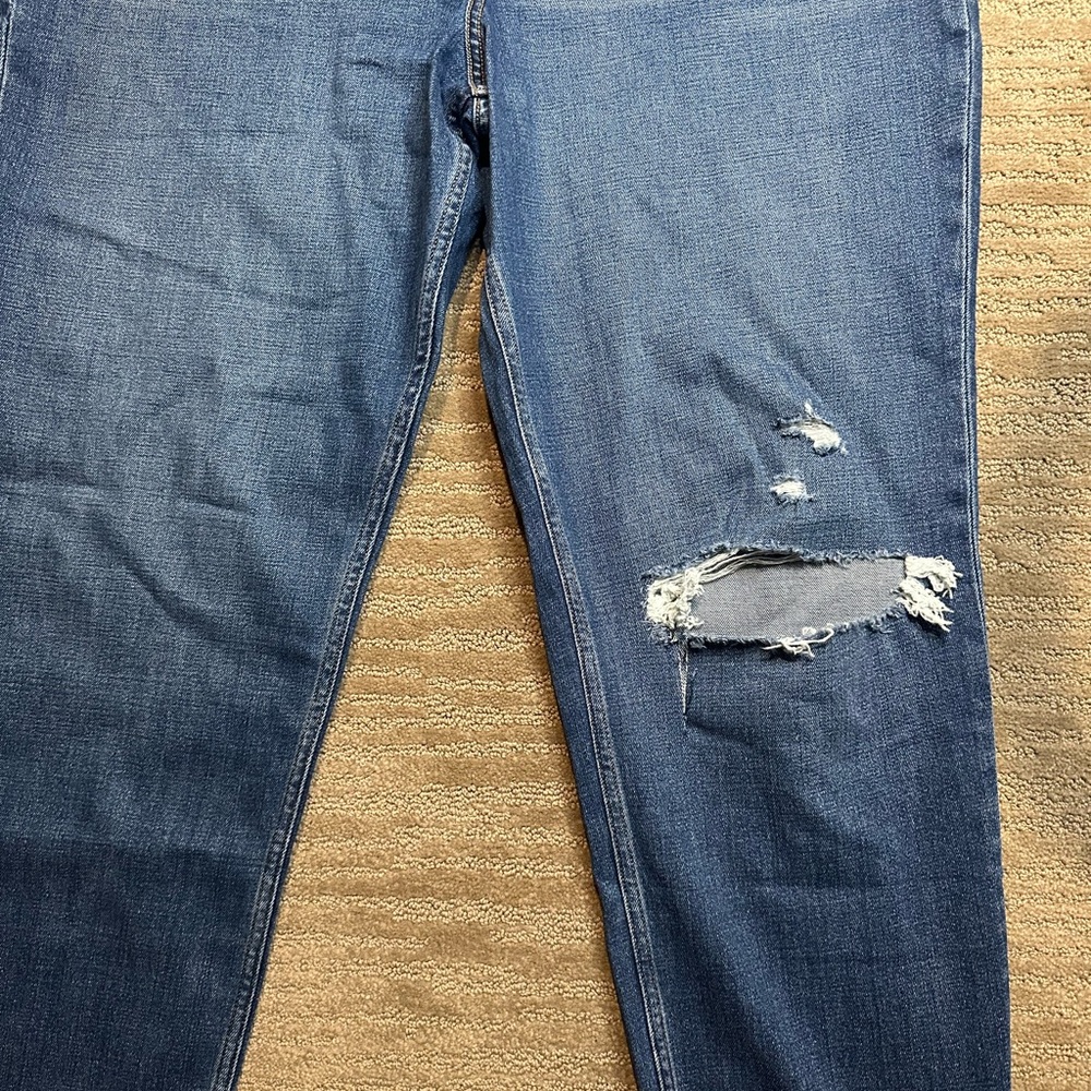 Abercrombie Mom Jeans NWT - Picture 4 of 5